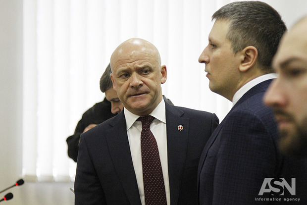 Суд оставил Труханова на должности мэра Одессы