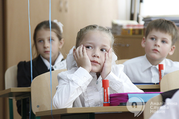 В Киеве из-за гриппа занятия остановились в 20 школах