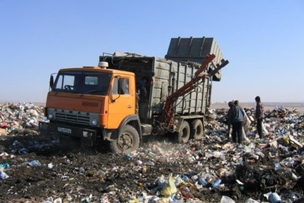 Львів майже чистий: 82% сміття вже вивезли з міста