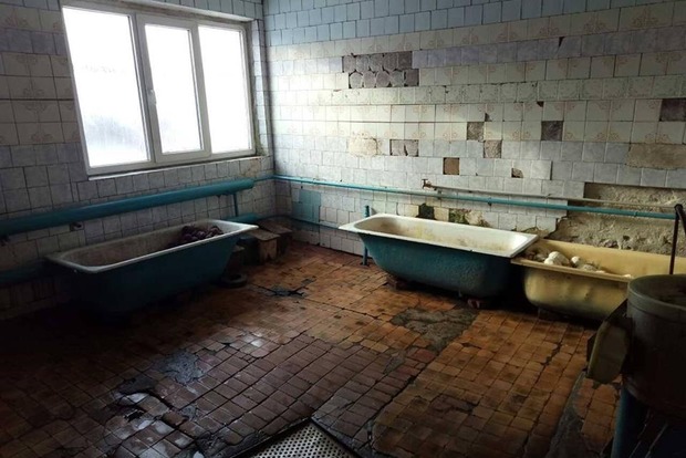 Главврача психбольницы в Сумской области подозревают в пытках пациентов