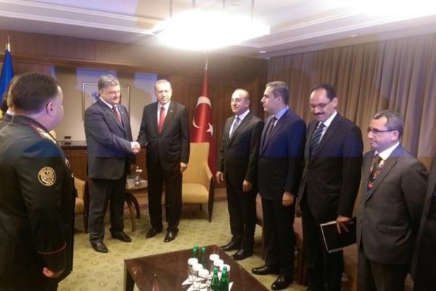 Порошенко проводить переговори з президентом Туреччини