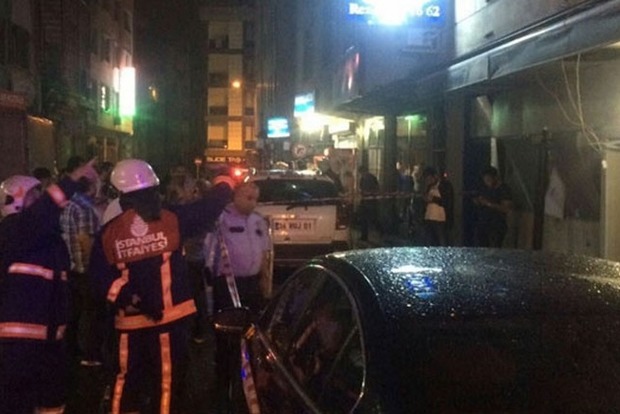 У Стамбулі невідомі кинули гранату в нічний клуб