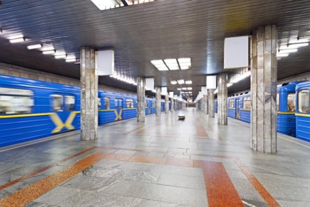В Киевсовете решили переименовать станцию метро «Петровка»