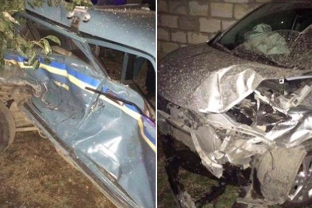 Под Одессой пьяный водитель влетел в полицейский ВАЗ