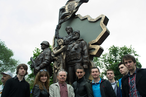 Подрыв памятника боевикам в Луганске: опубликовано видео‍