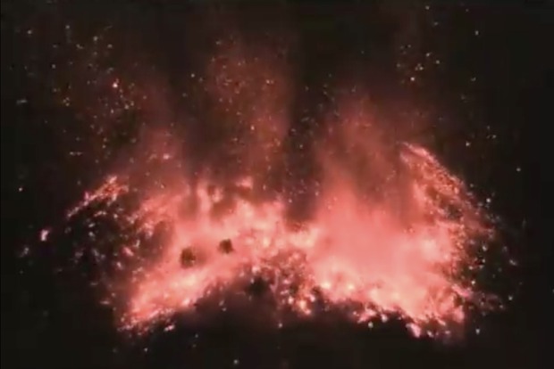 Виверження вулкана Майон на Філіппінах: опубліковано відео
