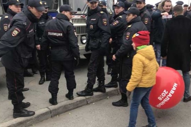 У РФ затримано десятки учасників акцій на підтримку Навального