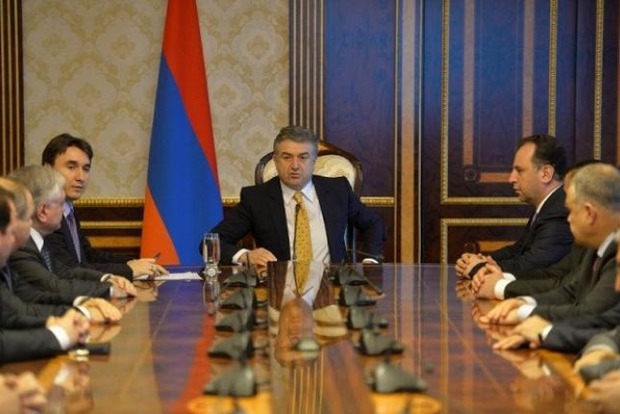 У Вірменії приступив до роботи новий прем'єр