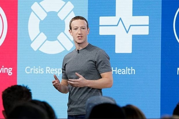Засновник Facebook увійшов до трійки найбагатших людей світу