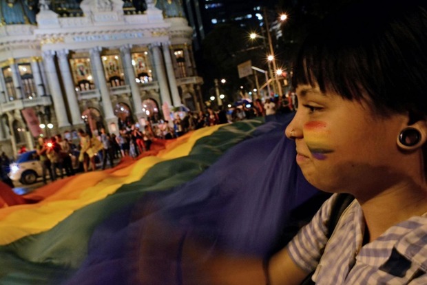 Бразильський суддя визнав гомосексуалізм хворобою