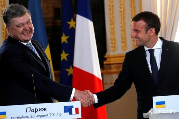 Макрон добил лживого Путина: соцсети отметили тонкость игры президента Франции в вопросе Анны Киевской