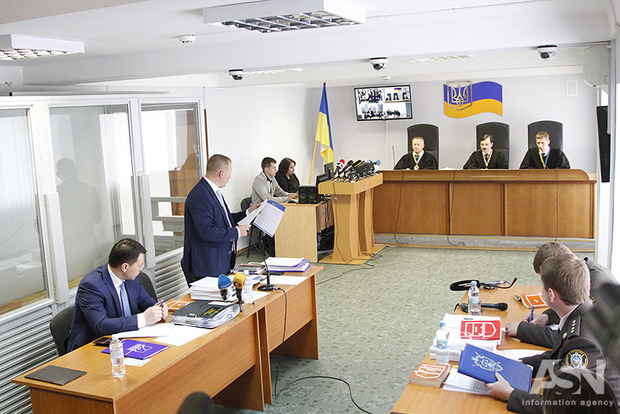 Засідання суду у справі Януковича: антимайданівець розповів про напади радикалів