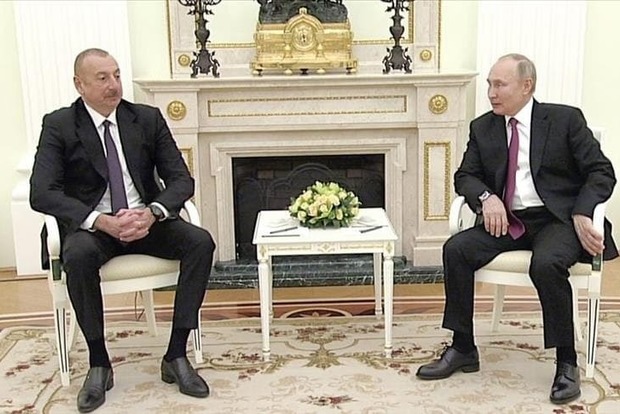 Алиев поговорил по телефону с Путиным. В разговоре затронули вопрос Украины