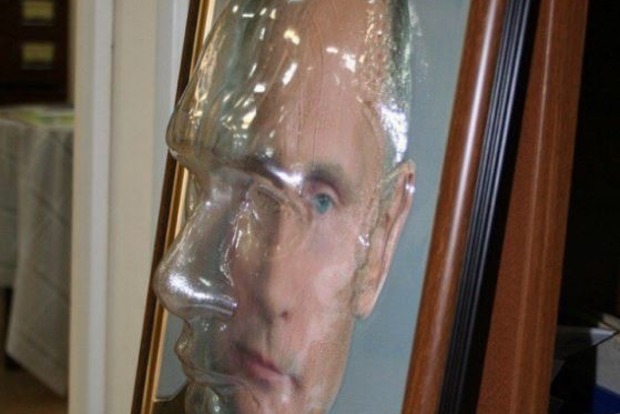 Скорей бы уже: Сеть высмеяла необычный портрет Путина