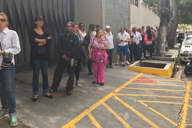 На неофициальном референдуме в Венесуэле были застрелены два человека