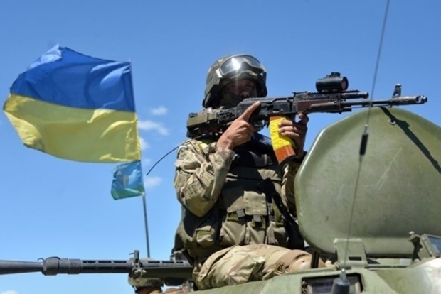 Около Марьинки украинские военные вынудили боевиков в панике отступить