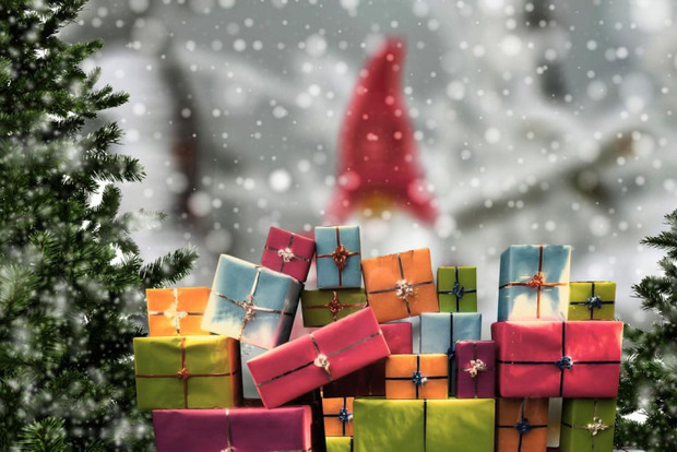 4 декабря - День заказов подарков и написания писем Санта Клаусу и Деду Морозу