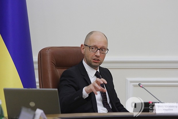 Яценюк заявил, что Украина подала в суд из-за строительства «Северного потока-2»