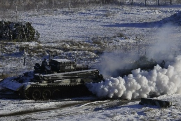 На Росії оголосили про початок повернення частини військ до пунктів постійної дислокації