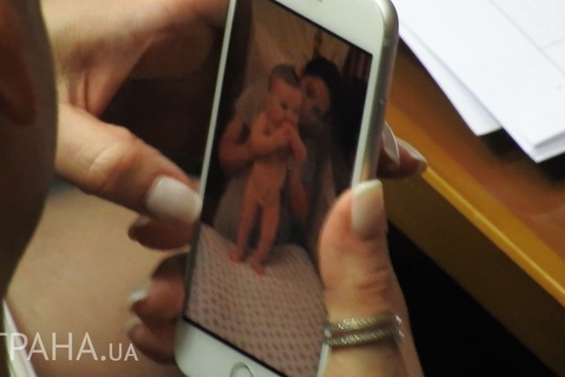 З'явилися перші фото і відео внучки Юлії Тимошенко