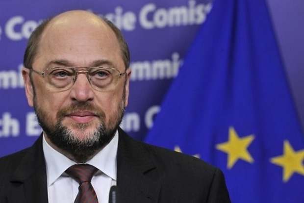 Европарламент готов в этом году поддержать безвизовый режим для украинцев