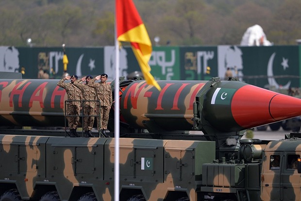Пакистан випробував ракету, здатну нести ядерний боєзаряд