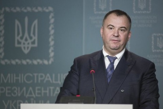 Порошенко временно отстранил от должности подозреваемого в коррупции зама секретаря СНБО