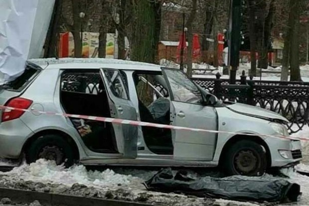 У кривавому ДТП в центрі Києва загинула дівчина