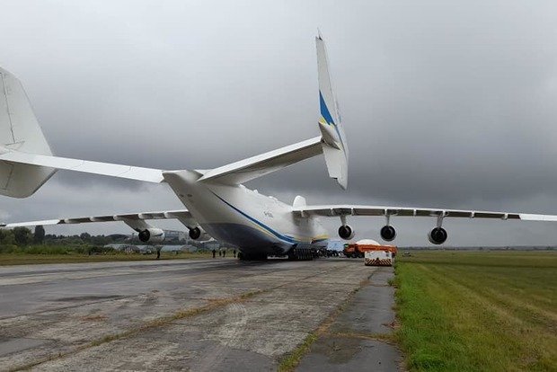 Журналісти показали як виглядає Ан-225 Мрія всередині