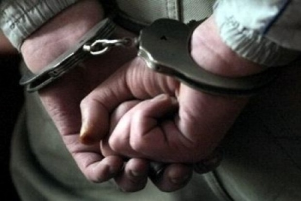 ﻿У Києві заарештували афериста, який привласнив 100 тисяч доларів