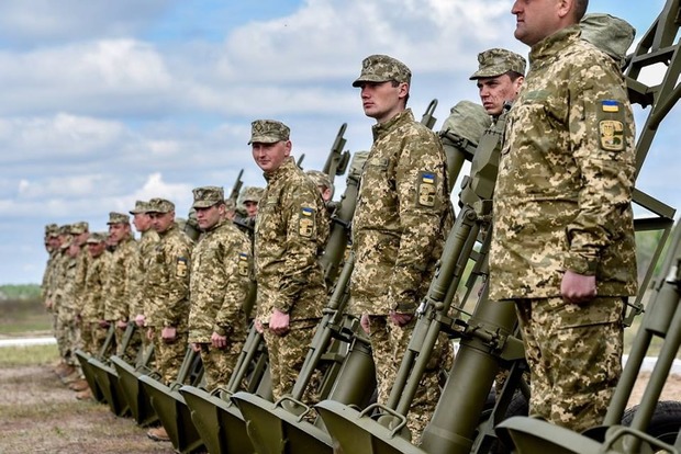 Взрыв гранаты на Яворовском полигоне убил одного военного, двое - получили ранения