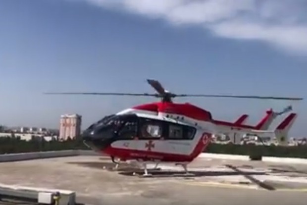 Исторический момент: впервые вертолетом в Институт сердца доставили 8-летнюю девочку