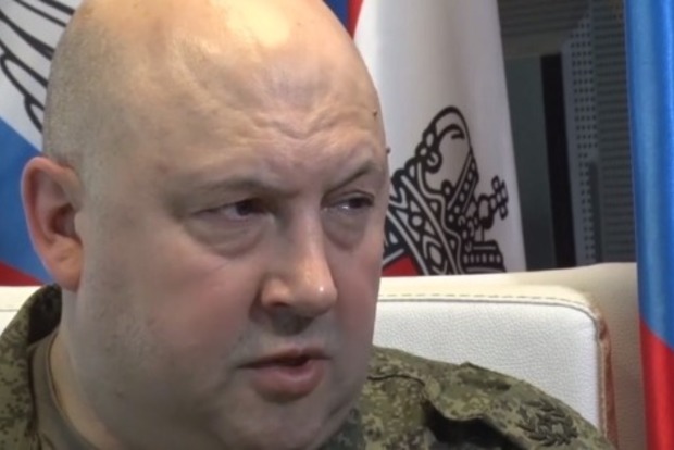 Суровікін припускає прийняття непростих рішень заради порятунку військ під Херсоном