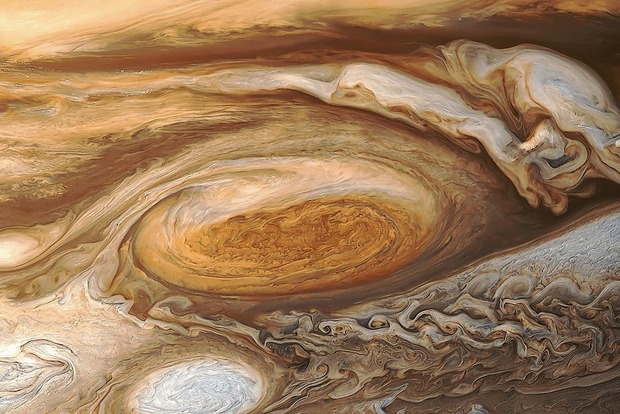 Астрономы раскрыли одну из тайн Большого красного пятна Юпитера