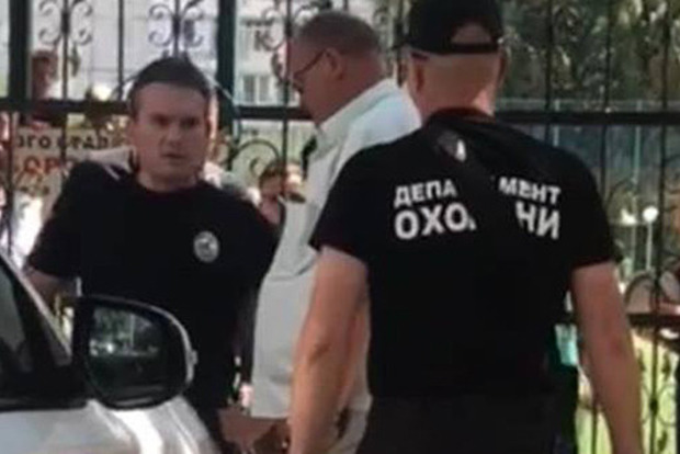Прицельно стрелял в детей: пьяный помощник нардепа Мамчура задержан под Киевом