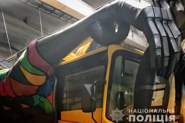 Поліція запустить по дорогах України некерований автобус-привид
