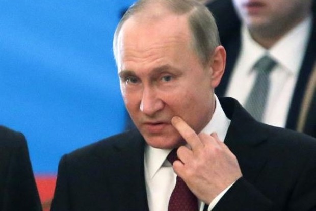 Путін прокоментував свої фото з оголеним торсом