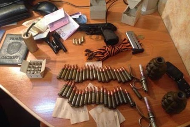 В Полтавской области задержаны торговцы оружием из района АТО