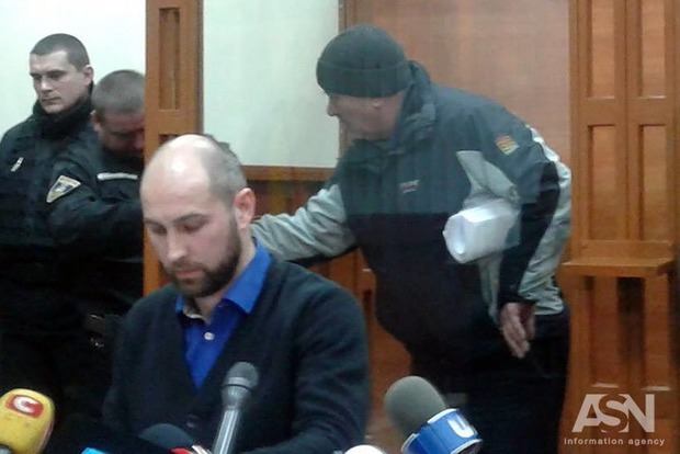 Обвиняемый в убийстве Ноздровской обещает сотрудничать со следствием и признает подозрение