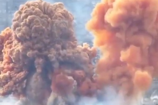 Как горела азотная кислота в Рубежном – видео из дрона.