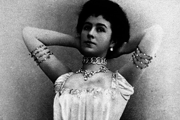 Печаль Поклонской: балерина Матильда была беременна от Николая II