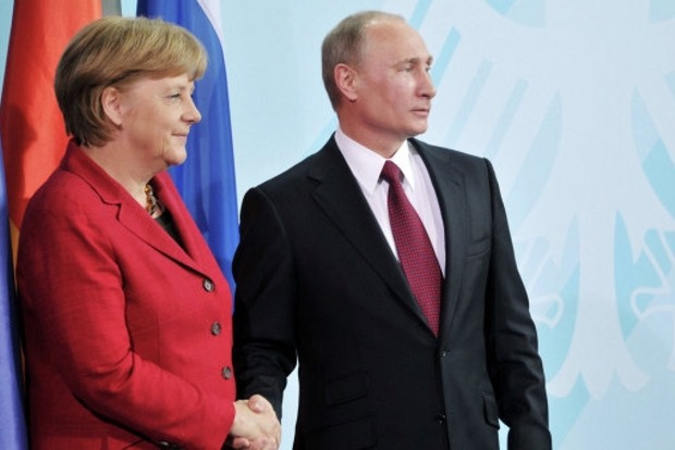 Путін і Меркель обговорили ситуацію на Донбасі в кулуарах G20