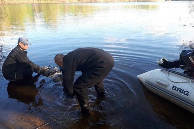 У Києві рятувальники знайшли тіло чоловіка в Дніпрі