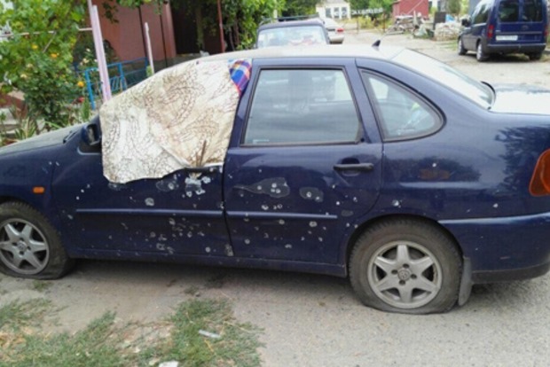 В Одесі невідомі гранатою підірвали автомобіль