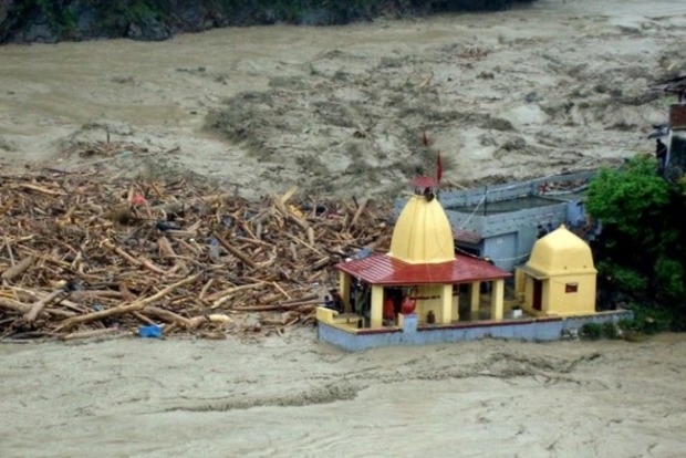 В Индии наводнение: более 70 человек погибли