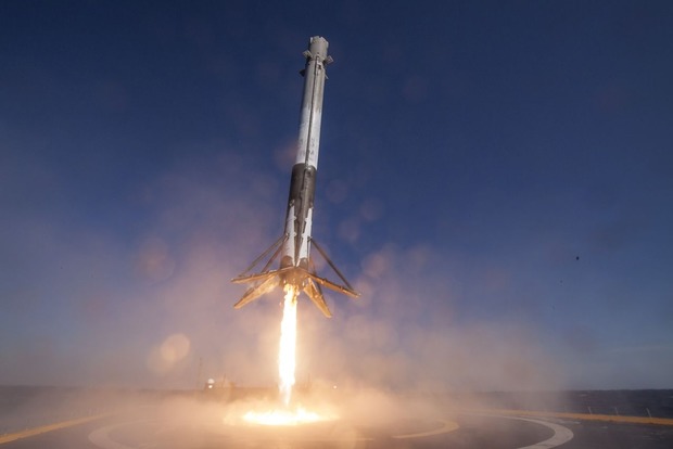 SpaceX подозревает конкурентов в причастности к взрыву ракеты Falcon 9