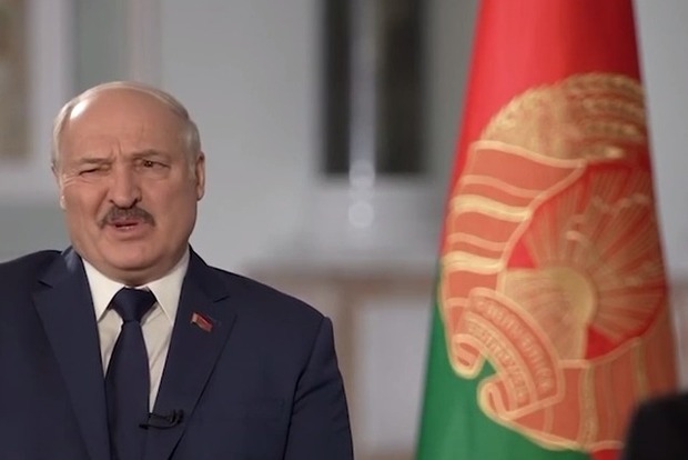 Лукашенко заявив про своє визнання окупованого Криму російським. Як відреагує Україна.