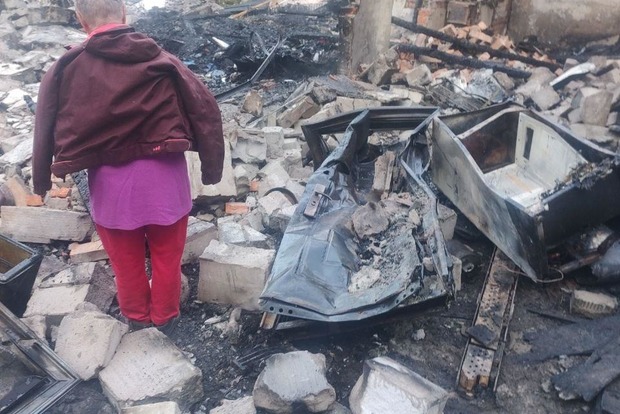 Наслідки нічної атаки на Київ: двоє постраждалих, включаючи дитину