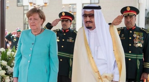 Салман бен Абдель Азиз аль-Сауд, Ангела Меркель, Саудовская Аравия, головной убор