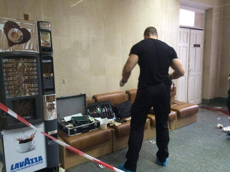 В Киевском роддоме застрелили мужчину 